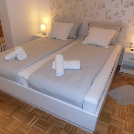 Steblaj *