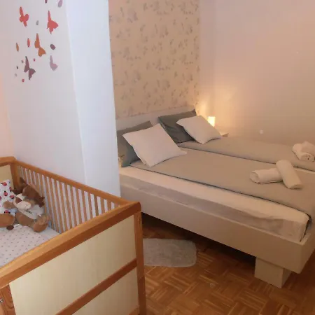 Apartment Steblaj *